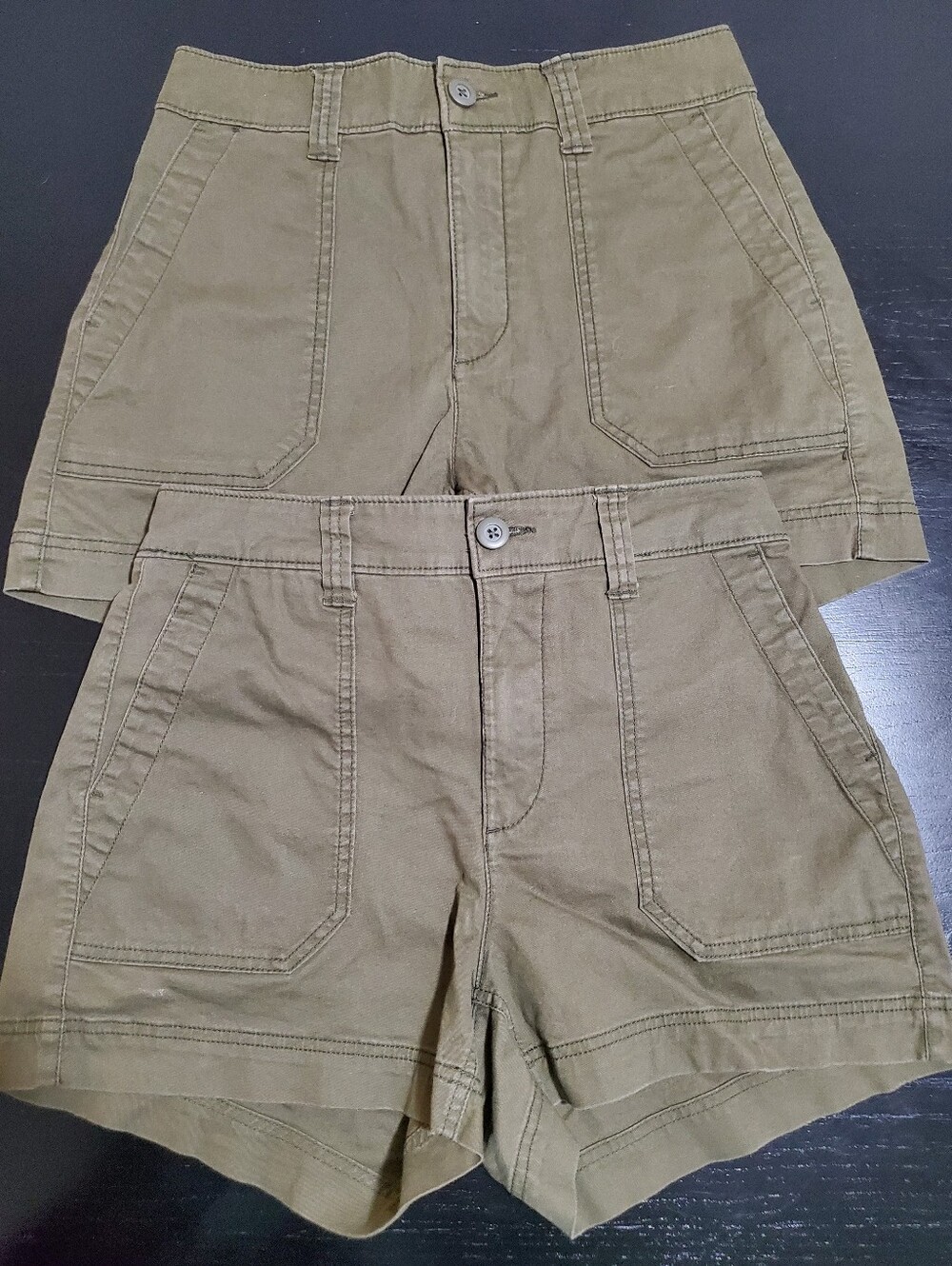 2 Pairs Of Old Navy High Rise OG Chino Shorts Size Small Olive Green